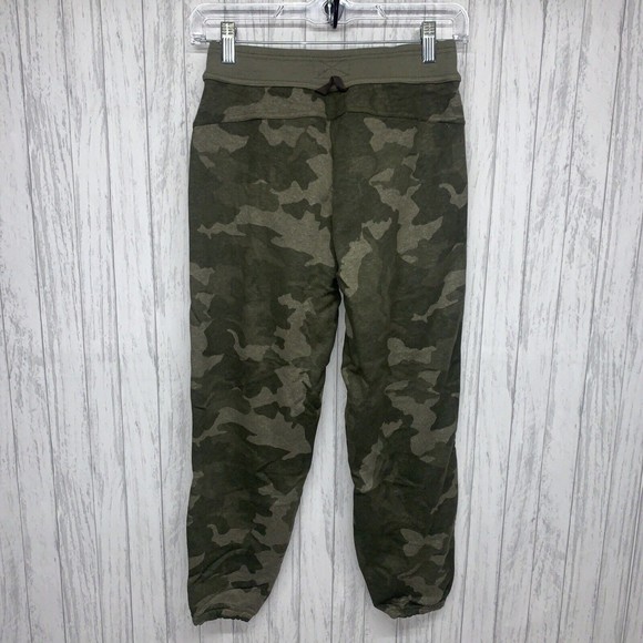 Womens Size XS Prana Cozy Up Ankle Pants Camo NWT - Picture 5 of 6